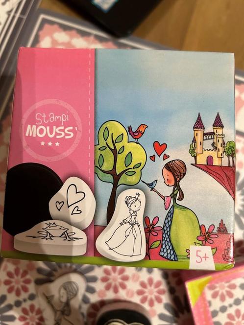 Tampons en Mousse Princesses à Vendre -  Avenue Mandarine, Kinderen en Baby's, Speelgoed | Educatief en Creatief, Gebruikt, Knutselen