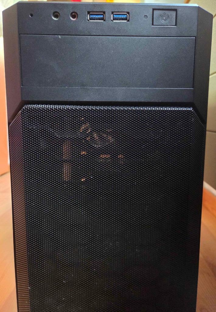 PC de jeu avec GTX 1050 TI, Informatique & Logiciels, Ordinateurs de bureau, Comme neuf, 3 à 4 Ghz, SSD, 8 GB, Avec carte vidéo