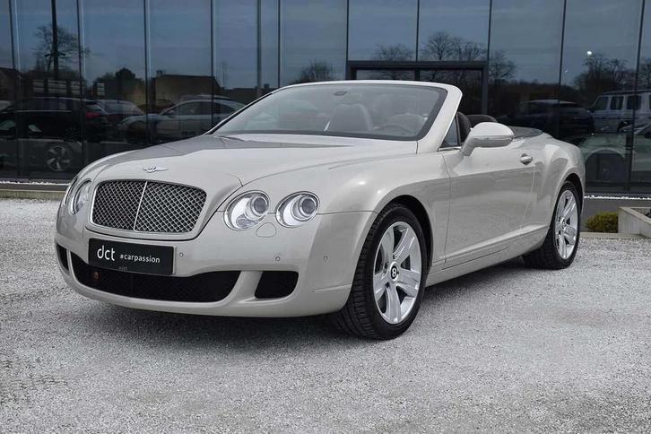 Bentley Continental GTC W12 First Onwer *42604km* (bj 2010), Auto's, Bentley, Bedrijf, Te koop, Continental GTC, ABS, Achteruitrijcamera