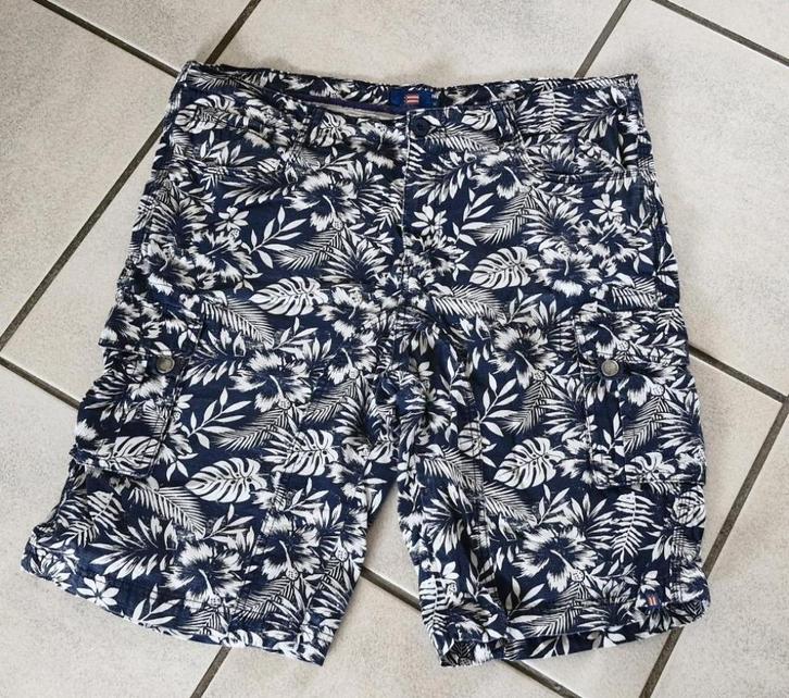 Bermuda Heren - blauw/witte print - XL, Kleding | Heren, Broeken en Pantalons, Zo goed als nieuw, Maat 56/58 (XL), Blauw, Verzenden