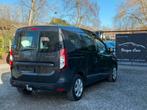 Dacia Dokker 1.3 TCe - 57.000 KM - 5 zit Airco schade rechts, Auto's, Parkeersensor, Monovolume, Euro 6, Zwart