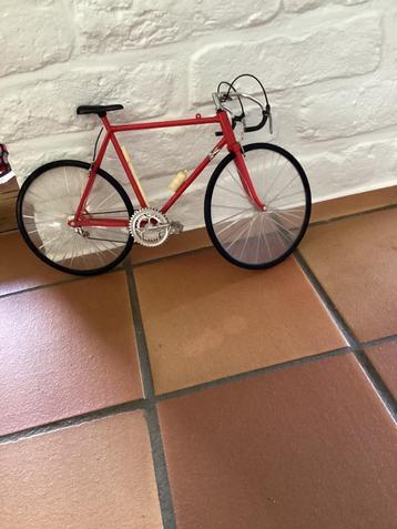 Vélo de course miniature pour decoration beschikbaar voor biedingen