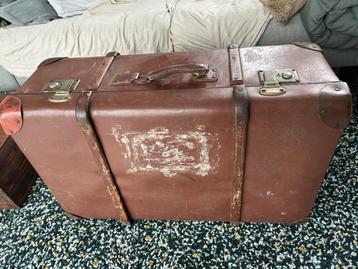 Oude hutkoffer / reiskoffer (zie foto's)