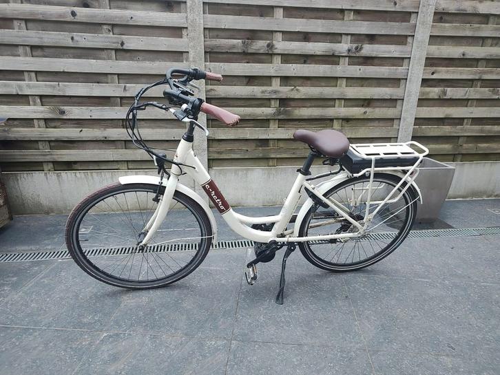 Elektrische damesfiets, Fietsen en Brommers, Elektrische fietsen, Gebruikt, Overige merken, Ophalen