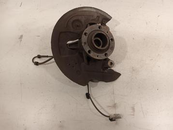 WIELNAAF RECHTS VOOR Peugeot 3008 II (M4 / MC / MJ / MR) beschikbaar voor biedingen