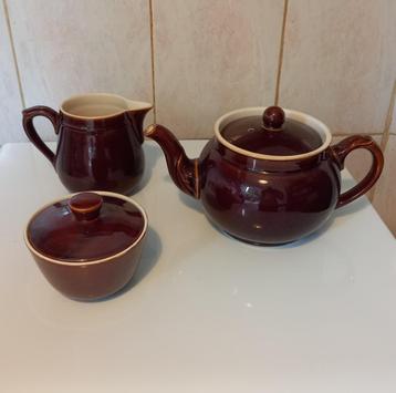 THEE- EN KOFFIESERVICE VAN Villeroy en Boch beschikbaar voor biedingen