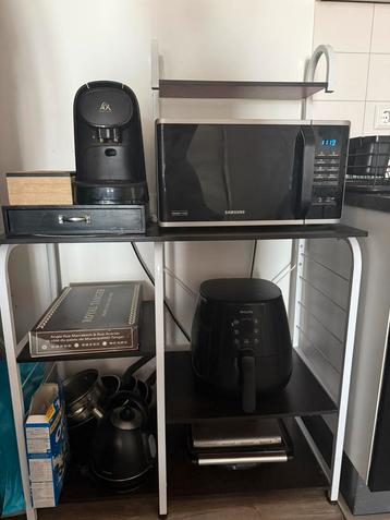 Bijzet keukenkast beschikbaar voor biedingen