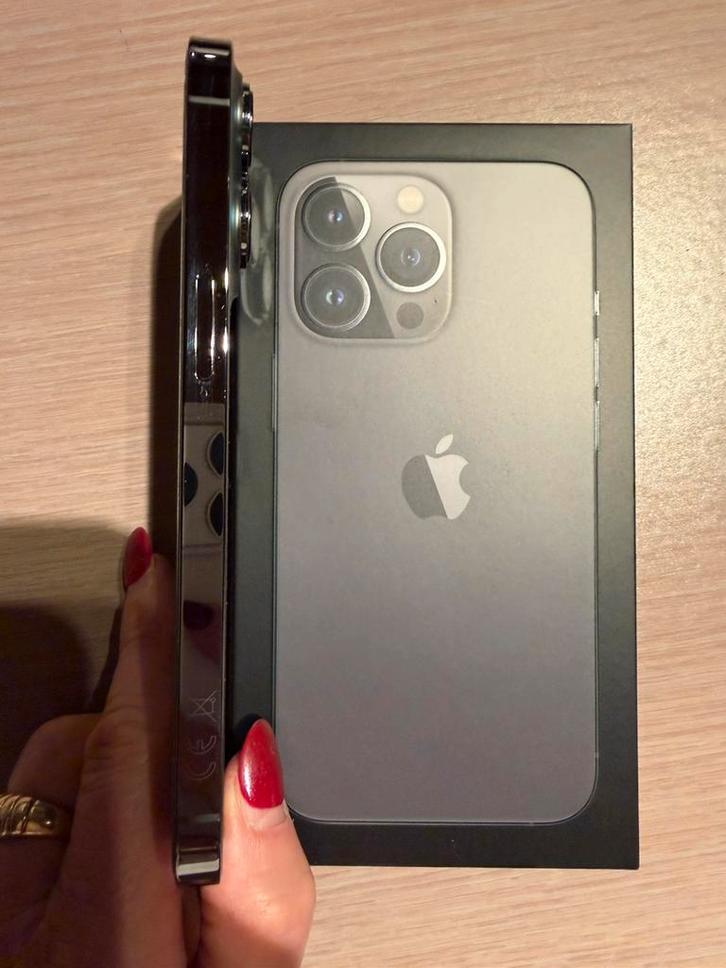 IPhone 13 Pro, Telecommunicatie, Mobiele telefoons | Hoesjes en Screenprotectors | Apple iPhone, Zo goed als nieuw, iPhone 13