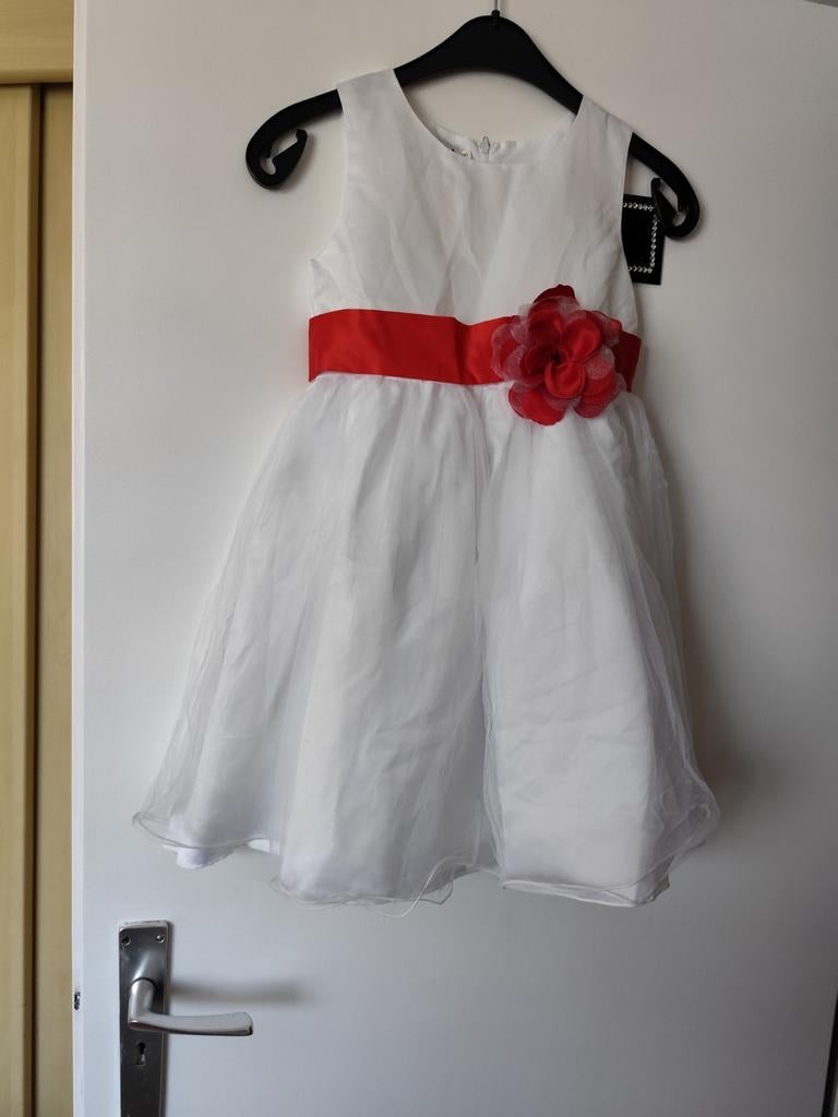 Robe neuve 8 ans, Enlèvement ou Envoi, Neuf