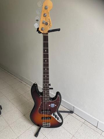 Bas gitaar beschikbaar voor biedingen