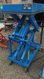 Table élévatrice ciseaux hydraulique professionnel en 12 vol, Ophalen, Zo goed als nieuw