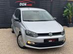 Volkswagen Polo 1.0i Trendline (bj 2015), Auto's, Stof, Gebruikt, Start-stop-systeem, Bedrijf