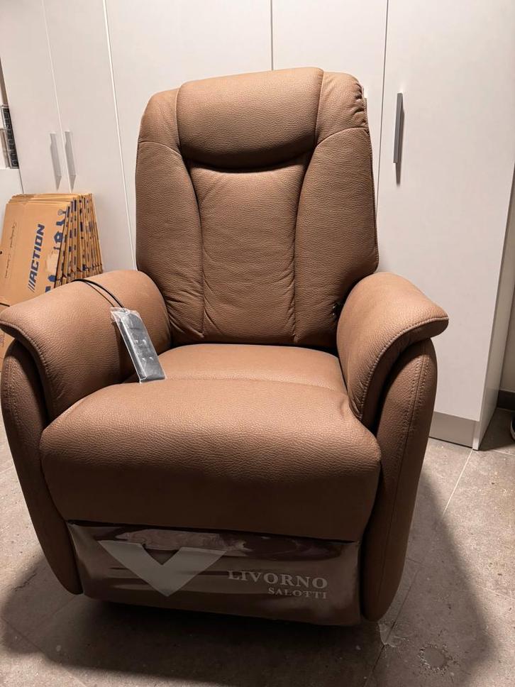 Relaxzetel Livorno Salotti - Paris, Huis en Inrichting, Fauteuils, Nieuw, 75 tot 100 cm, 75 tot 100 cm, Ophalen