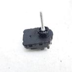 KOPLAMPMOTOR Nissan Almera (N16) (01-2000/11-2006), Auto-onderdelen, Gebruikt, Nissan