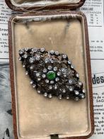 Vintage verguld zilveren broche, Handtassen en Accessoires, Broches, 4 tot 7 cm, Met edelsteen, Gebruikt, Ophalen of Verzenden