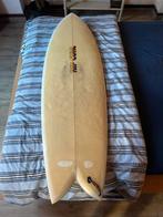 Rip Curl retro Fish - 5’8’’ - 34L, Watersport en Boten, Golfsurfen, Ophalen of Verzenden, Gebruikt, Fish, Met koord