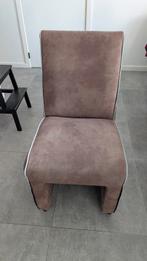 Mag weg! 6 mooie bruine eetkamer stoelen met wielen €50, Huis en Inrichting, Ophalen, Gebruikt
