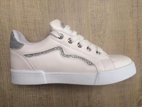 NIEUW! MYOS Witte lederen sneakers met glitterafwerking M38, Kleding | Dames, Schoenen, Nieuw, Sneakers, Wit, Ophalen of Verzenden