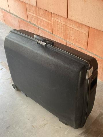 Samsonite reiskoffer beschikbaar voor biedingen