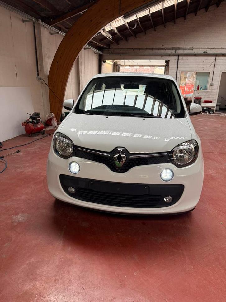 Renauly twingo, Autos, Renault, Particulier, Twingo, Essence, Euro 6, Hatchback, 5 portes, Boîte manuelle, Blanc, Noir, Tissu