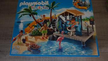 Playmobil Île de vacances avec bar de plage 6979