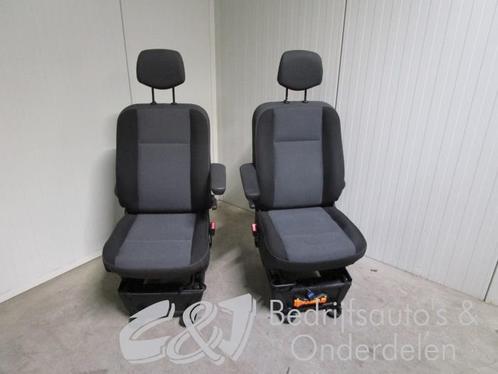 Voorstoelen links + rechts van een Renault Master, Auto-onderdelen, Interieur en Bekleding, Renault, Gebruikt, 3 maanden garantie