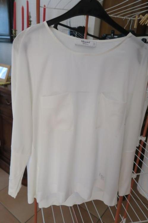 Blouse wit 2 borstzakjes Blugirl mt 40, Kleding | Dames, Blouses en Tunieken, Zo goed als nieuw, Maat 38/40 (M), Wit, Ophalen of Verzenden