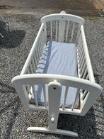 Babywiegje inclusief matras en hoeslakens., Ophalen, Zo goed als nieuw