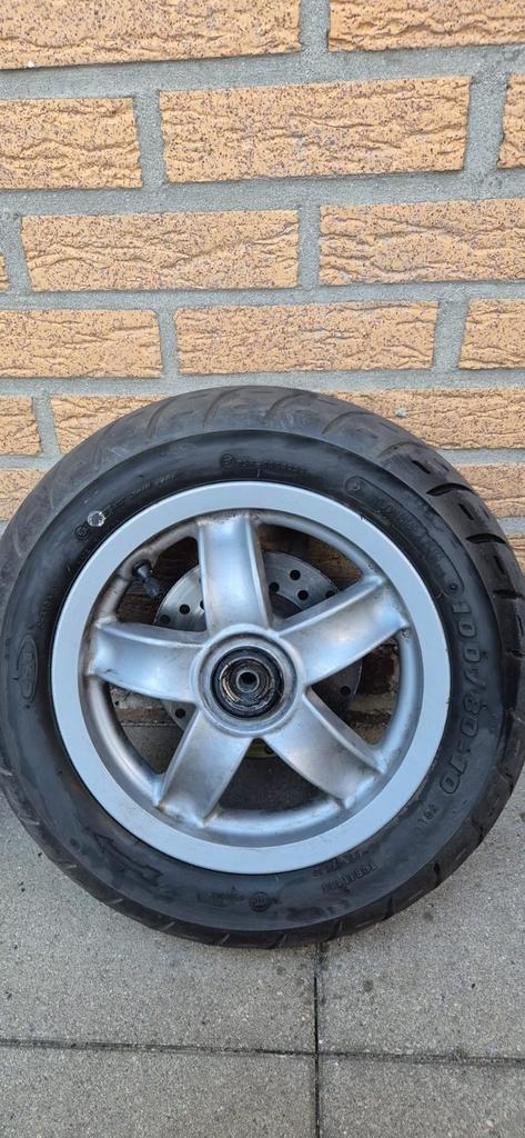 Allerlei banden en velgen 50cc scooter voor elke model merk, Fietsen en Brommers, Brommeronderdelen | Algemeen, Zo goed als nieuw