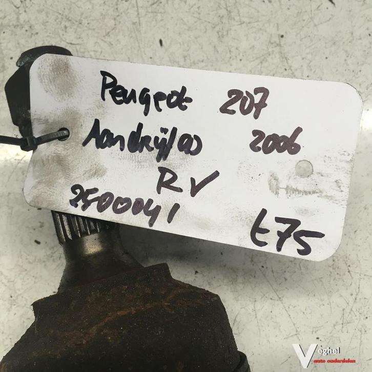 Peugeot 207 3drs 1.4 B 2006 2500041   Aandrijfas  Rechtsvoor, Auto-onderdelen, Transmissie en Toebehoren, Gebruikt, Ophalen of Verzenden
