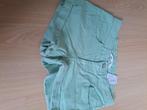 Groene short 152, Kinderen en Baby's, Kinderkleding | Maat 152, Ophalen of Verzenden