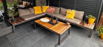 Loungeset beschikbaar voor biedingen