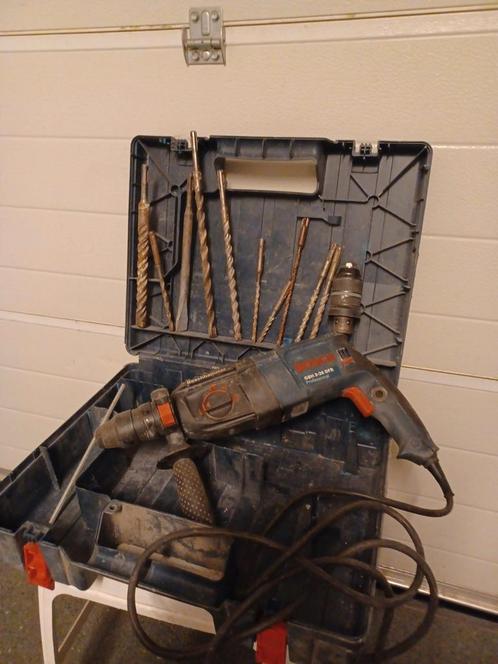 Bosch klopboormachine tril hamerfunctie gewone boorkop bij, Doe-het-zelf en Bouw, Gereedschap | Boormachines, Ophalen of Verzenden