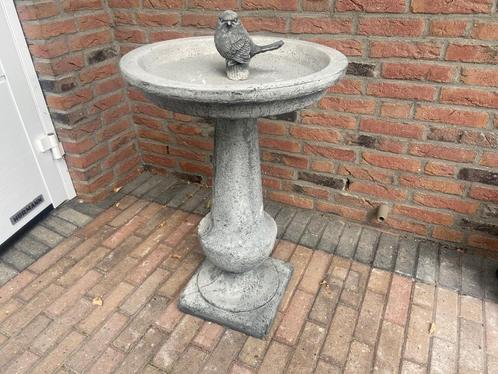 Vogel voer- of drinkschaal, Tuin en Terras, Tuinbeelden, Nieuw, Dierenbeeld, Beton, Ophalen