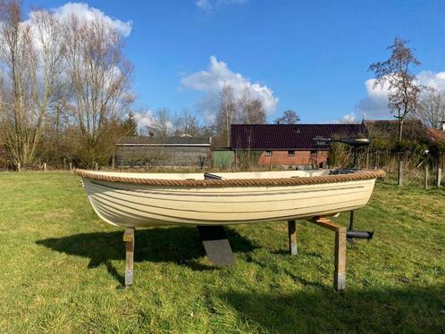 Leuk polyester bootje, Watersport en Boten, Motorboten en Motorjachten, Gebruikt, Polyester, Tot 6 meter, Elektrisch, Buitenboordmotor