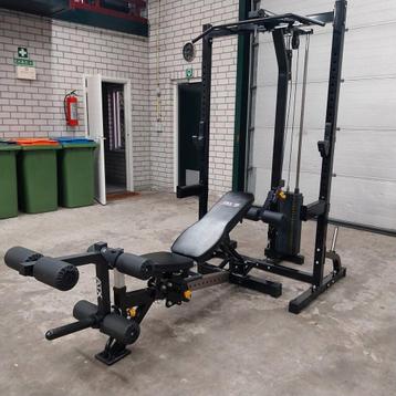 Atx Megatec Halfrack + Adjustable Bench  + Lat pulldown  beschikbaar voor biedingen