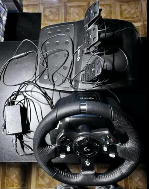 Logitech G290 Racing Steering Wheel + Pedals -, Games en Spelcomputers, Spelcomputers | Overige Accessoires, Zo goed als nieuw