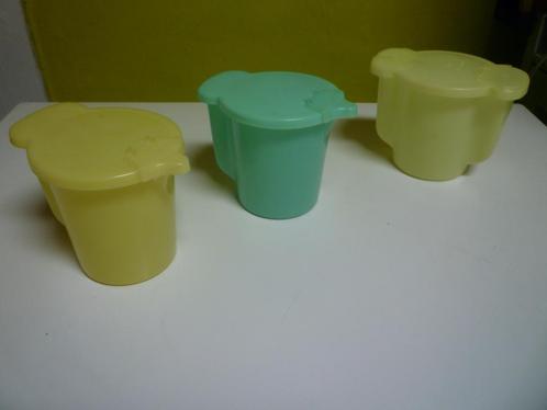 Vintage Tupperware melkkannetjes en strooier, Huis en Inrichting, Keuken | Tupperware, Gebruikt, Bus of Trommel, Blauw, Geel, Groen