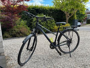 Merida Crossway 300 trekkingfiets (28” | zwart/groen) beschikbaar voor biedingen