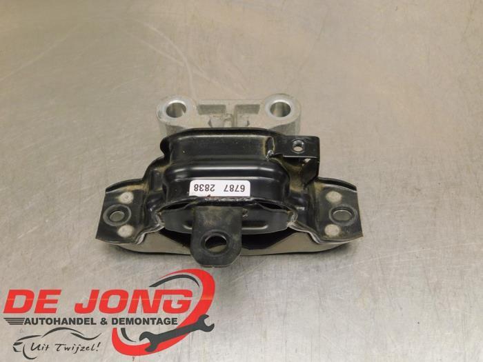 Support moteur d'un Opel Karl, Autos : Pièces & Accessoires, Suspension & Châssis, Opel, Utilisé, 3 mois de garantie, Enlèvement ou Envoi