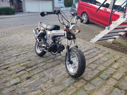 Honda Dax Skyteam B klasse 5.5L, Fietsen en Brommers, Brommers | Honda, Zo goed als nieuw, Klasse B (45 km/u), Ophalen