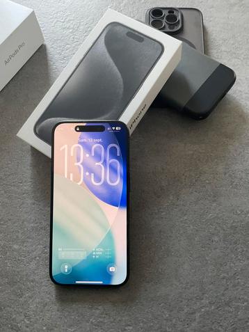 iPhone 15 Pro Zwart 128 GB Onberispelijke staat  beschikbaar voor biedingen