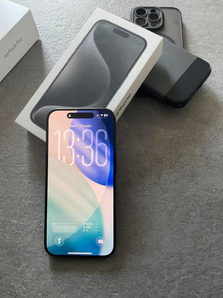 iPhone 15 Pro Zwart 128 GB Onberispelijke staat, Telecommunicatie, Mobiele telefoons | Apple iPhone, Zo goed als nieuw, 128 GB