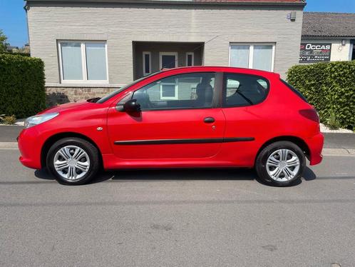 Peugeot 206+ 1.1ess 140mkm 2012 euro5 ctok, Auto's, Peugeot, Bedrijf, ABS, Elektrische ramen, Benzine, Euro 5, Handgeschakeld