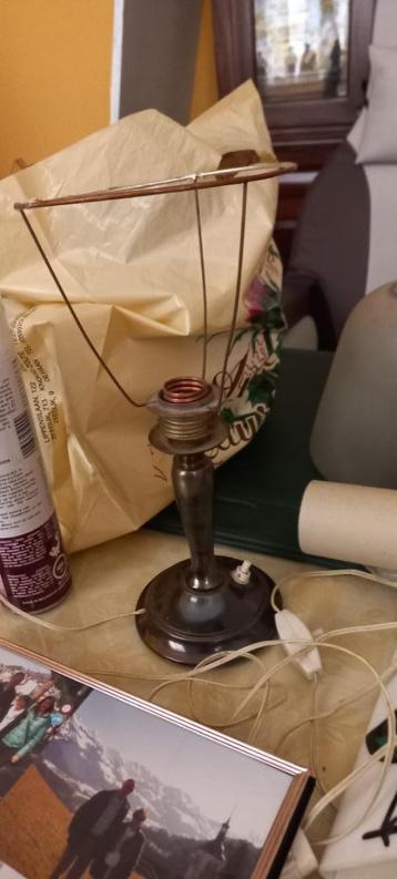 pied de lampe ancien en métal argenté, Enlèvement, Argent