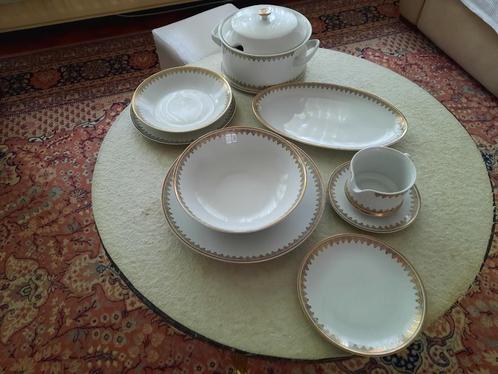 volledig eetservies Loucky Josefina met gouden rand 50 stuks, Huis en Inrichting, Keuken | Servies, Nieuw, Compleet servies, Overige stijlen