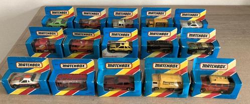 15 x Matchbox in doos met venster, Hobby en Vrije tijd, Modelauto's | Overige schalen, Zo goed als nieuw, Auto, Ophalen of Verzenden