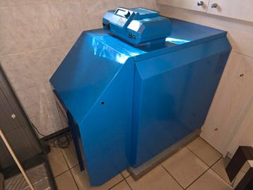 Mazoutketel Buderus Logano G215 blauwe vlam brander 56kw beschikbaar voor biedingen