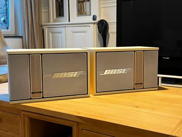 Bose 301 Monitorserie II beschikbaar voor biedingen