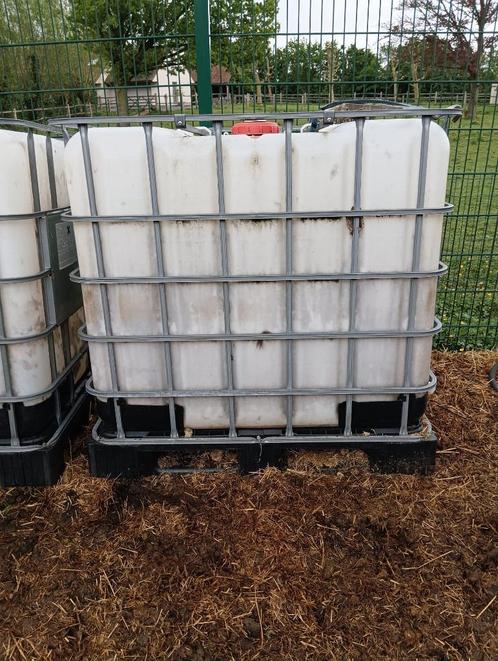 IBC container 1000 L op PVC pallet, Tuin en Terras, Regentonnen, Gebruikt, Kunststof, 150 liter of meer, Met kraantje, Ophalen